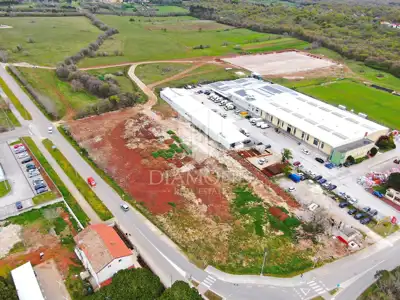 Baugrundstück 8.602 m², Labin - Industriezone - 2
