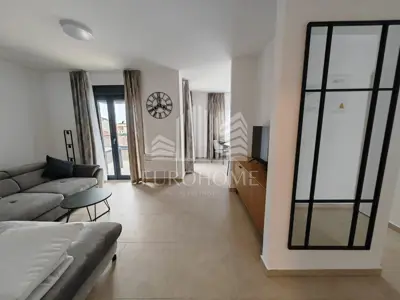 Haus 185 m², Novi Bokanjac - Dachterrassen und Garten - 15