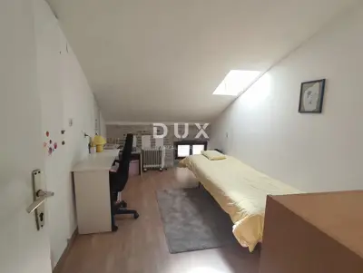 Stan 115 m², Pula Centar - potkrovlje i 4 spavaće sobe - 8