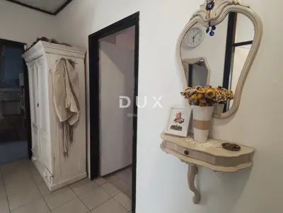 Stan 115 m², Pula Centar - potkrovlje i 4 spavaće sobe - 3