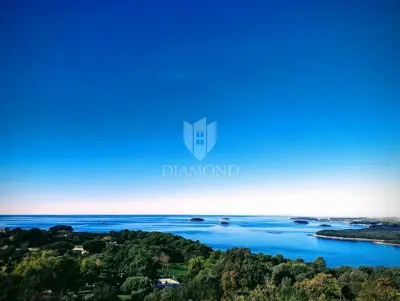 Kuća 270 m², Vrsar - prvi red do mora