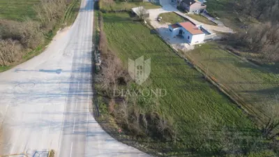 Žminj, surrounding area, building plot