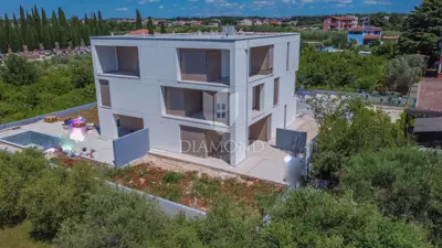 Stan 82 m², Novigrad - pogled na more i balkon - 5