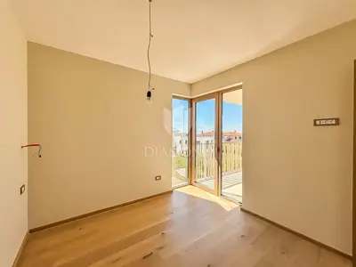 Novigrad, novogradnja, moderan stan s pogledom na more! - 19