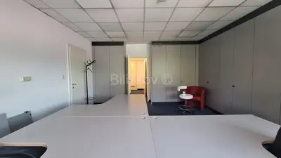 Trnje, Kanal, ausgestattetes Büro 38 m² im 2. Stock eines Geschäftsgebäudes - 2