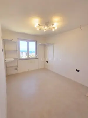 Apartment 68 m², Brajda, Rijeka - elevator and city view - 9