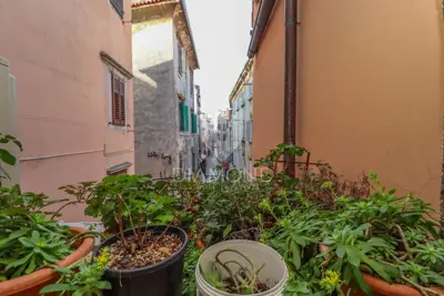 Rovinj, centar, stan na savršenoj lokaciji - 9