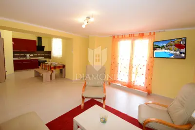 Poreč, okolica, višestambena vila s bazenom! - 7