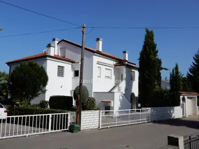 Kuća 300 m², Malinska - blizu centra i mora - 3