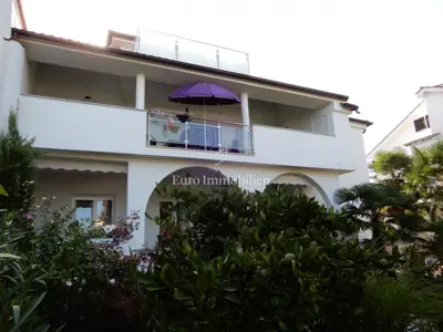 Kuća 300 m², Malinska - blizu centra i mora - 4