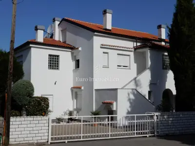 Kuća 300 m², Malinska - blizu centra i mora - 2