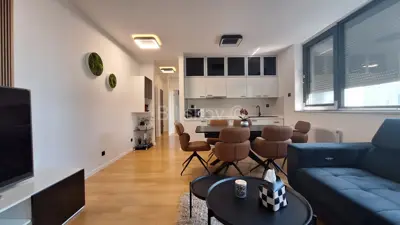 Stan 48 m², Špansko - moderno uređen i garažno parkirno mjesto