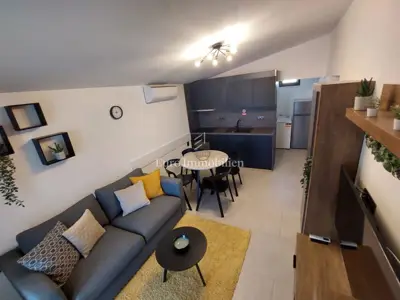House 311 m², Vir - 4 apartments, 150 m from the sea - 10