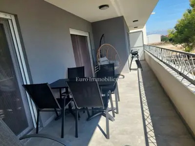 House 311 m², Vir - 4 apartments, 150 m from the sea - 2