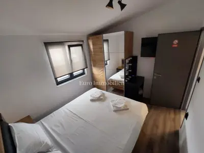 House 311 m², Vir - 4 apartments, 150 m from the sea - 19