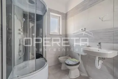 House for sale in Čabrunići, 70 m² - 9