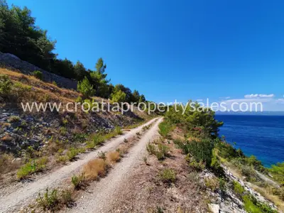 Baugrundstück 2.221 m², Korčula - zweite Reihe zum Meer - 6