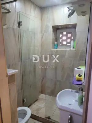 Haus 140 m², Motovun - alte Altstadt und 3 Apartments - 6