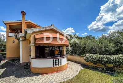 Haus 150 m², Kruševo - direkt an der Küste und eigener Liegeplatz - 2