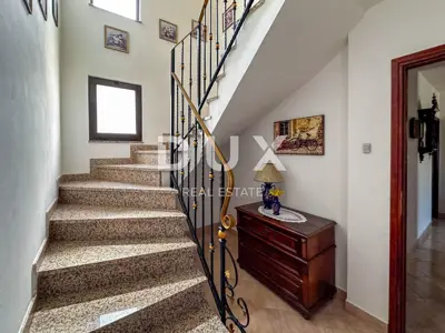 Haus 150 m², Kruševo - direkt an der Küste und eigener Liegeplatz - 22