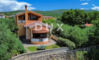 Haus 150 m², Kruševo - direkt an der Küste und eigener Liegeplatz