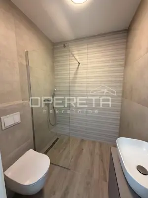 Dvoetažni stan 115 m², Kukljica - vrt i 2 parkirna mjesta - 12