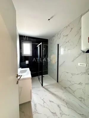 124 m² Wohnung in Novigrad, privater Hof und Pool - 11