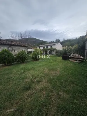 Opatija, Ičići, house, 200 m², auxiliary building, surroundings 800 m² - 12