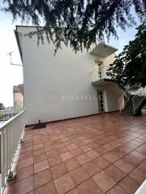 Kuća 100 m², Selce - 400 m od mora i pogled na more