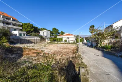 Građevinsko zemljište 1 286 m², Sutivan, 150 m do mora - 15
