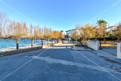 Građevinsko zemljište 1 286 m², Sutivan, 150 m do mora - 19