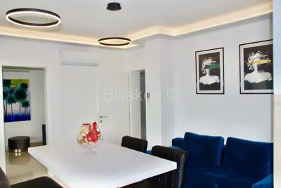 Okrug Gornji, najam do sezone bazen teretana - 6