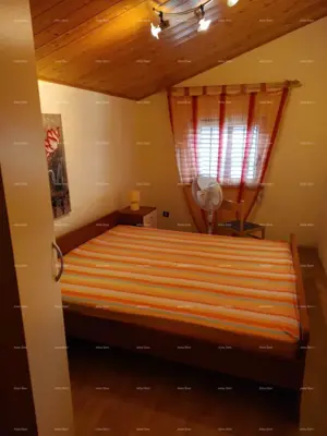 House 225 m², Labin - quiet settlement and yard 872 m² - 14