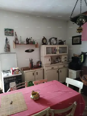 House 225 m², Labin - quiet settlement and yard 872 m² - 4