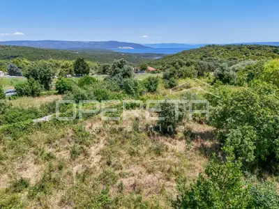 Kavran – Građevinsko zemljište s pogledom na more i građevinskom dozvolom za kuć - 2