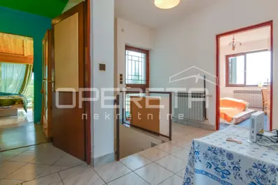 House 290 m², Harmica - view of Slovenia and Samobor - 11