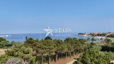 Stan 79 m², Umag - 2 spavaće sobe, balkon i garaža - 2