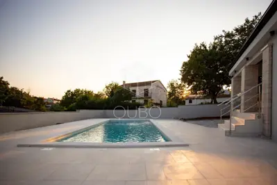 Haus 171 m² in Rovinj, moderne ebenerdige Immobilie mit Pool - 2