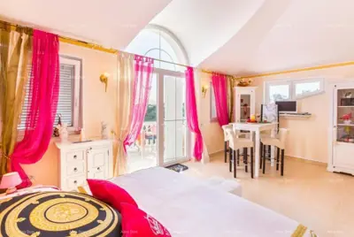 Haus mit Apartments und Pool in Premantura – Meerblick! - 20