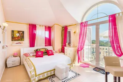 Haus mit Apartments und Pool in Premantura – Meerblick! - 3