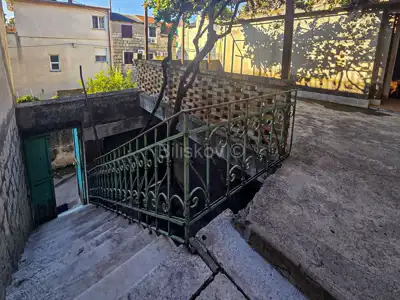Haus 565 m², Kaštel Lukšić - 9 Zimmer und 2 Terrassen - 7