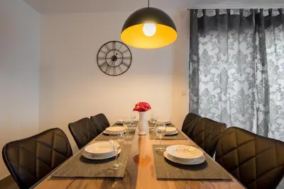 Apartment 69 m², Peroj - shared pool and garden area - 13