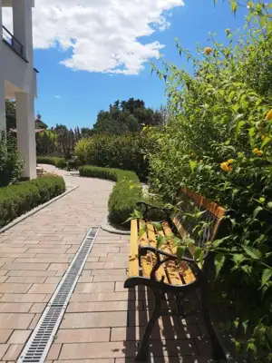 Apartment 69 m², Peroj - shared pool and garden area - 4