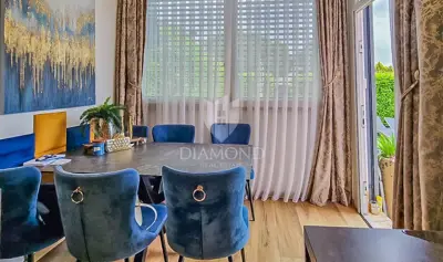 Stan 64 m², Novigrad - privatno dvorište 189 m² - 9