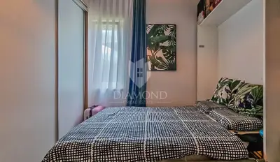 Stan 64 m², Novigrad - privatno dvorište 189 m² - 11
