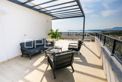 Apartment for sale in Podstrana, 220 m² - 14