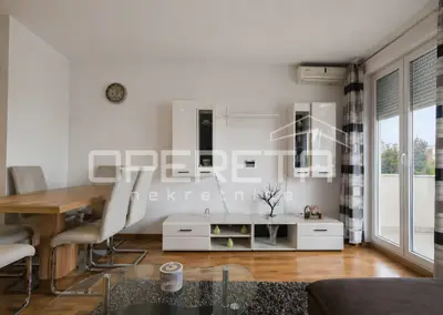 Stan 80 m², Špansko, kao nov 4-soban u mirnom susjedstvu