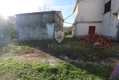 Building land, Pićan - flat plot in greenery - 3