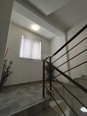 Dražice, Miete einer geräumigen Wohnung mit zwei Balkonen - 10