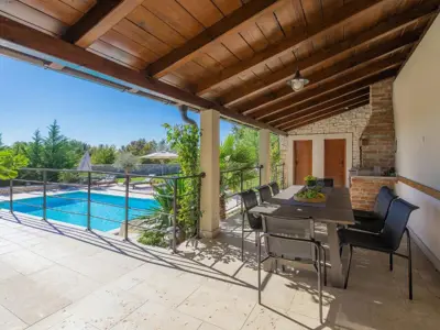 Villa 226 m², Štokovci bei Svetvinčenat, Pool und Terrasse - 8